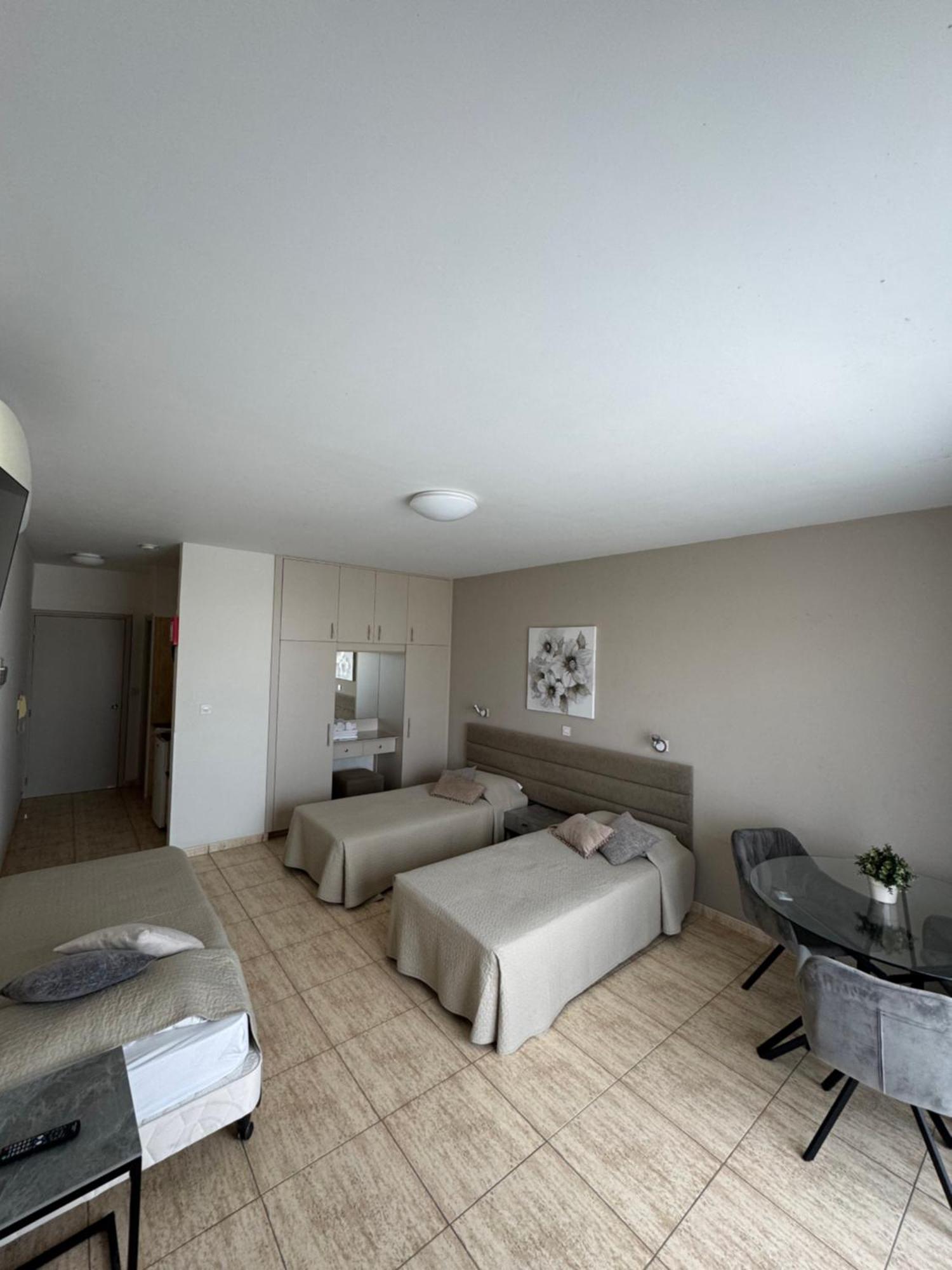 Marianna Hotel Apartments Limassol Eksteriør billede