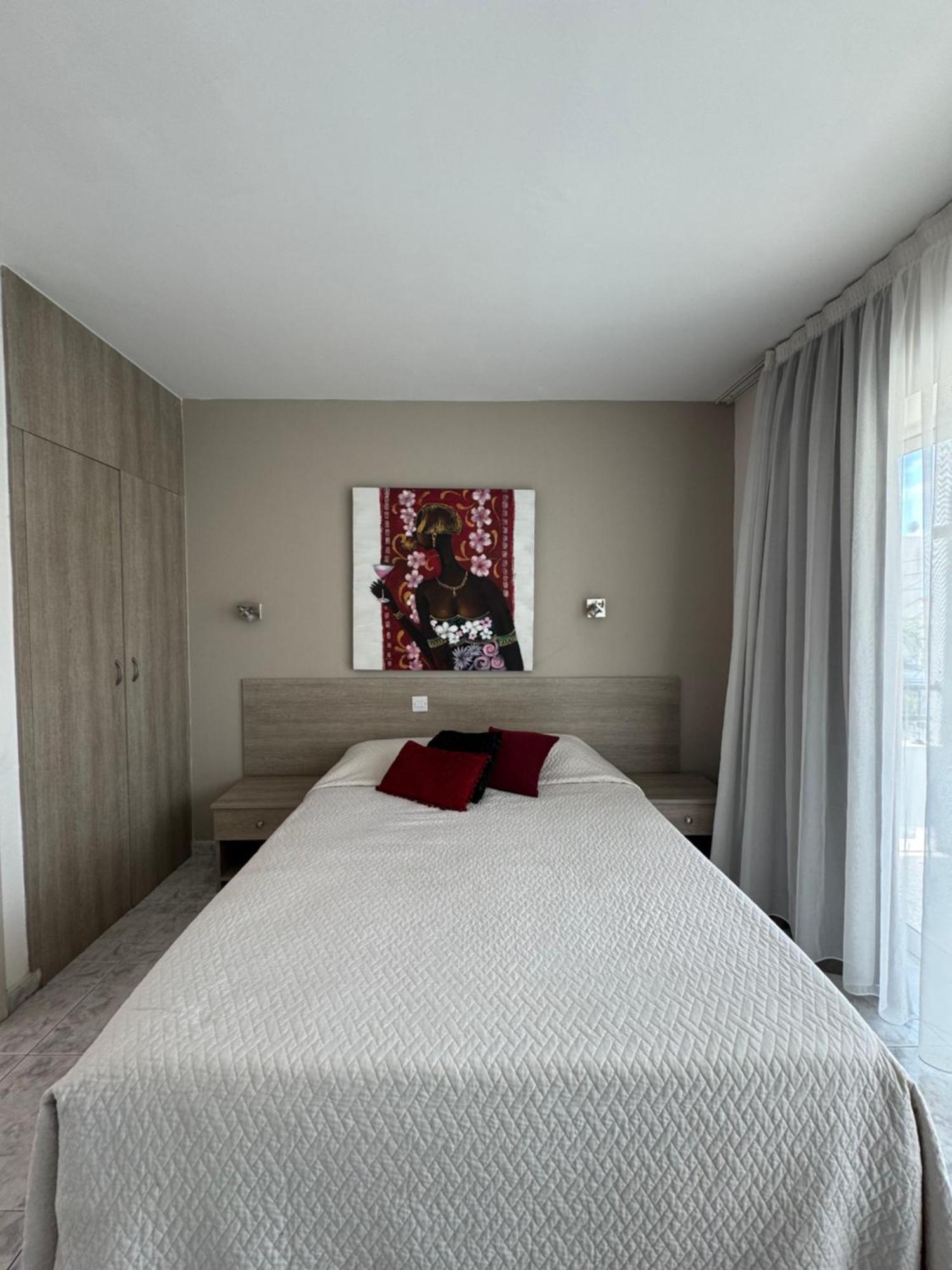 Marianna Hotel Apartments Limassol Eksteriør billede